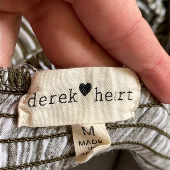 Vertical striped pantsuit! - Picture 5 of 5